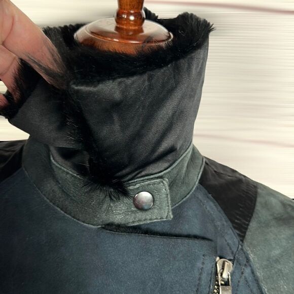 Armani Exchange Charcoal Leather Suede Moto Bomber Jacket Fur Collar Satin Back - Picture 9 of 15